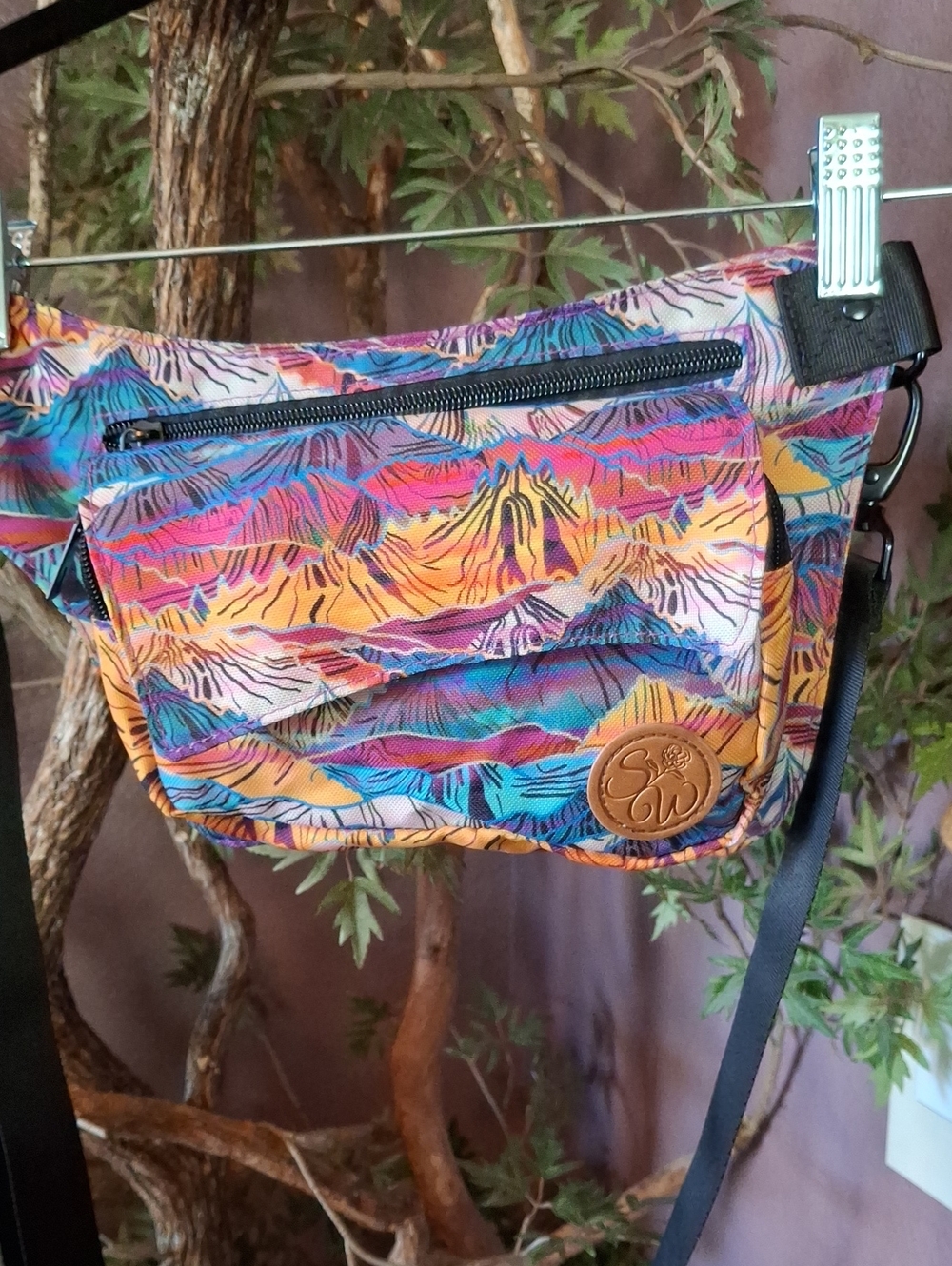 Sipsey Wilder Desert MountainPrint Belt Bag /Fanny Pack